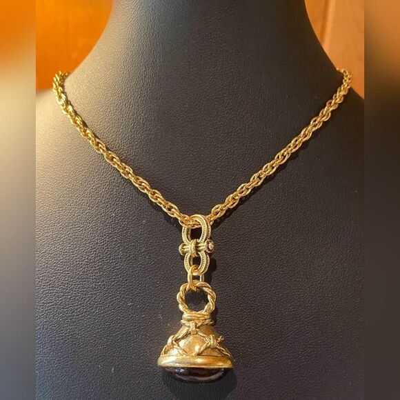 Source Unknown Jewelry - Gold Tone Teardrop Pendant Necklace Black Cabochon Rope Chain Women’s Jewelry